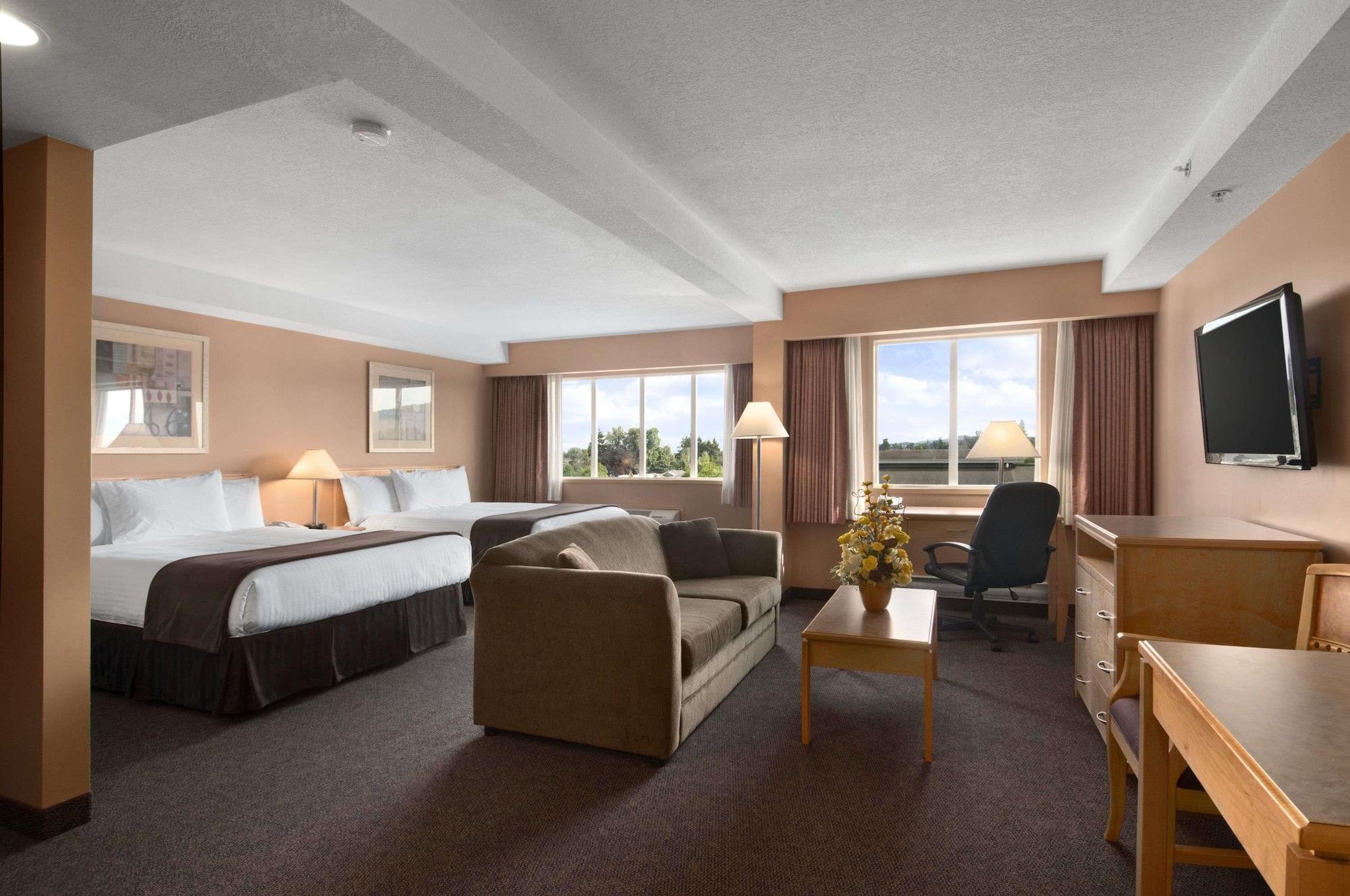 Days Inn By Wyndham Victoria Airport Sidney Exterior foto