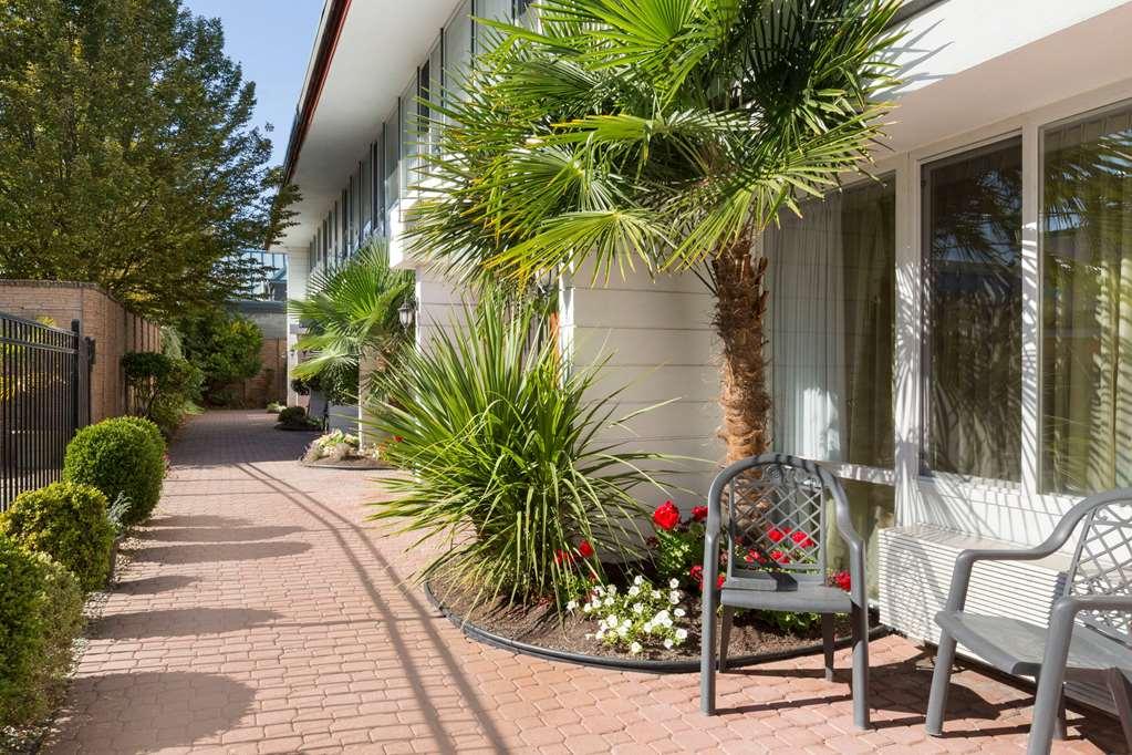 Days Inn By Wyndham Victoria Airport Sidney Zimmer foto